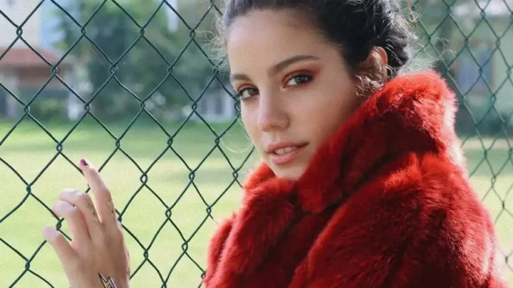 Cansu Akın Bio: Age, Net Worth, Height, YouTube, Travel Vlogs, Instagram, Husband, Parents