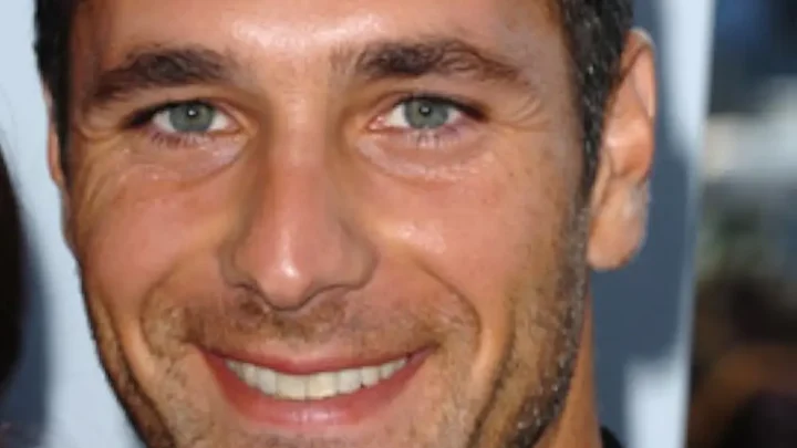 Raoul Bova Biography: Girlfriend, Age, Children, Height, Net Worth, Movies, Don Matteo, Emily in Paris