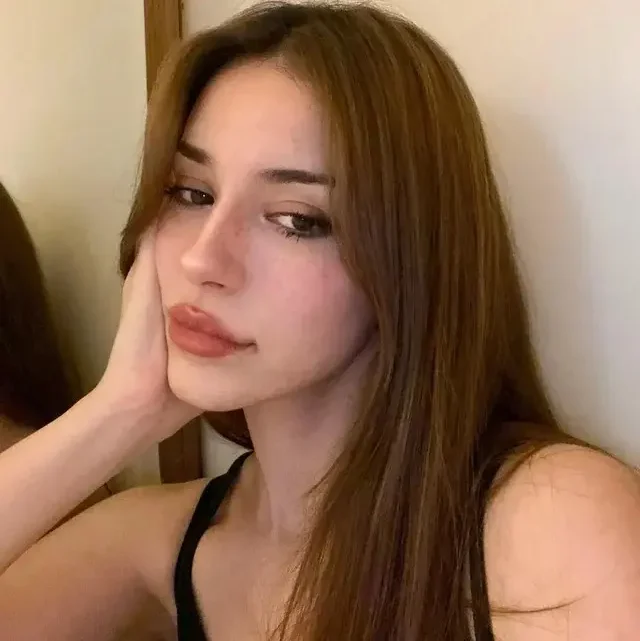 Ebrar Karabakan Biography: Height, Age, Parents, Net Worth, Spouse, Movies & TV Shows