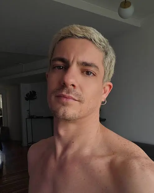 Facundo Gambandé Biography: Ethnicity, Parents, Instagram, Songs, Net Worth, Girlfriend, Movies