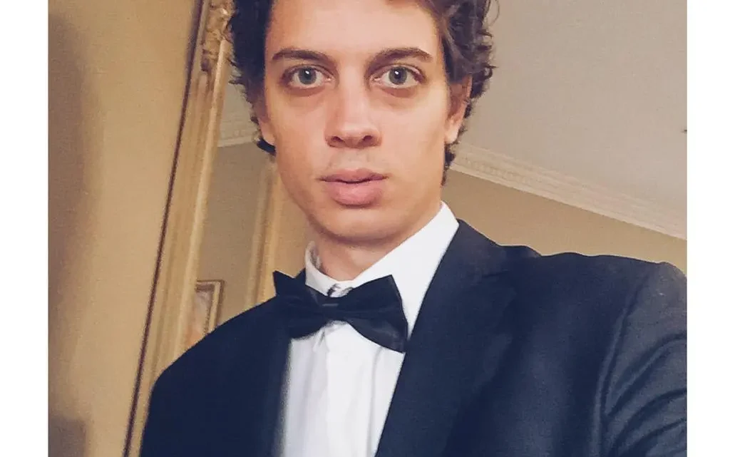 Batuhan Soncul Biography: Age, Parents, Height, Net Worth, Spouse, Movies & TV Shows