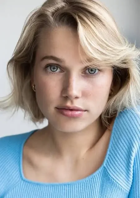 Thea Sofie Loch Næss Biography: Instagram, Age, Boyfriend, Height, Net Worth, Movies & TV Shows, Awards, Siblings, Parents