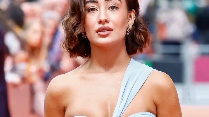 Marina Rivers Biography: Tv Shows, Age, Height, Ethnicity, Parents, Religion, Height, Viral Videos, Net Worth