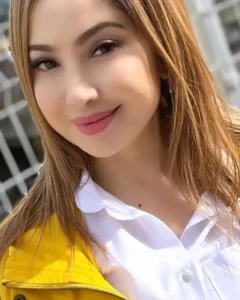 Sevinch Mo'minova