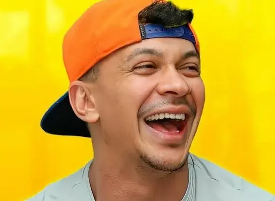 Júlio Cocielo Biography: Age, Height, Daughter, Movies, Parents, Ethnicity, Wife