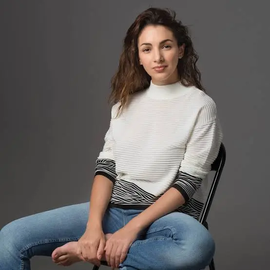 Thelma Fardin Biography: Age, Parents, Height, Net Worth, Spouse, Movies & TV Shows