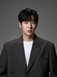 Lee Sang-yeob