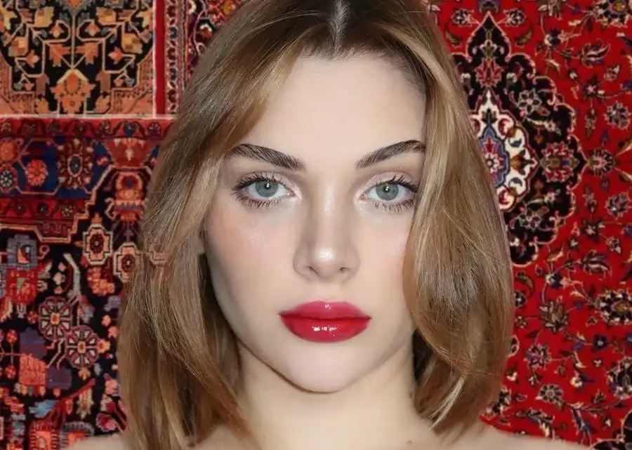 Aslı Güler Kılıçaslan Biography: Siblings, Parents, Age, Height, Net Worth, Boyfriend, YouTube, Instagram