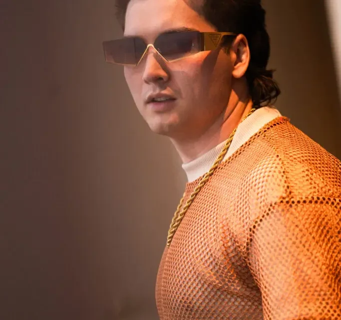 Jandino Asporaat Biography: Parents, Siblings, Age, Net Worth, Height, Movies & TV Shows, Spouse