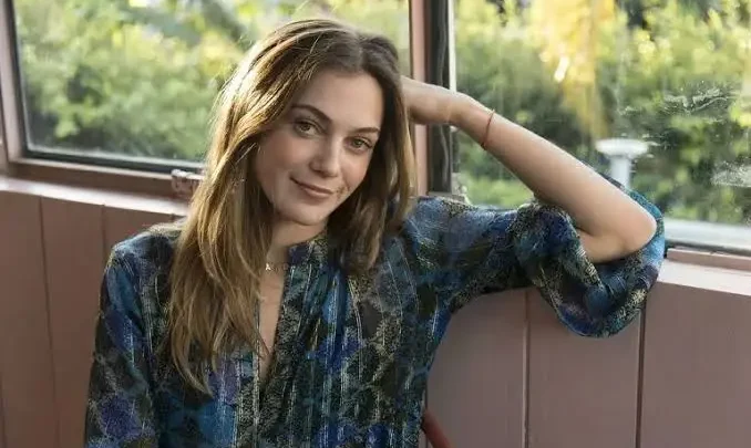 Carolina Domenech Biography: Boyfriend, Net Worth, Parents, Age, Height, TV Shows, Movies, Songs, Instagram