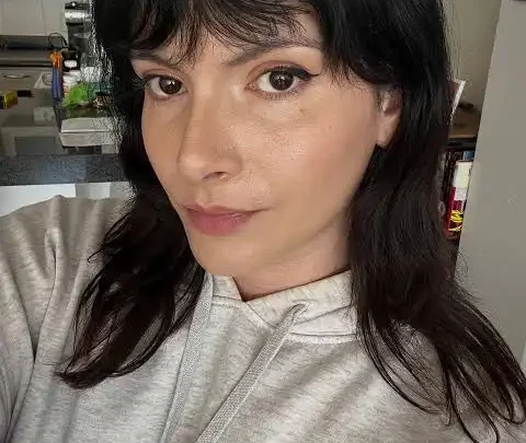 Sara Cobo Biography: Height, Net Worth, Events, Boyfriend, Age, Parents, Awards, Songs, Instagram, Movies