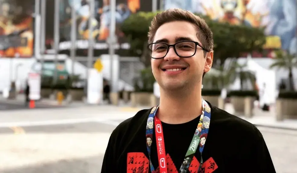 Alanzoka Biography: Ethnicity, Parents, Real Name, Height, Girlfriend, Age, YouTube, Net Worth