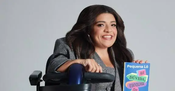 Pequena Lô Biography: Parents, YouTube, Real Name, Height, Partner, Age, Ethnicity, Net Worth