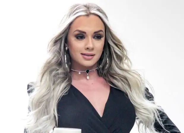 Juju Salimeni Biography: Partner, Age, Ethnicity, YouTube, Net Worth, Real Name, Instagram, Height