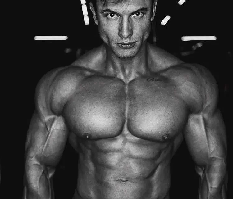 Paulo Muzy Biography: Wife, Age, Instagram, Fitness, Height, Ethnicity, Parents, YouTube, Awards