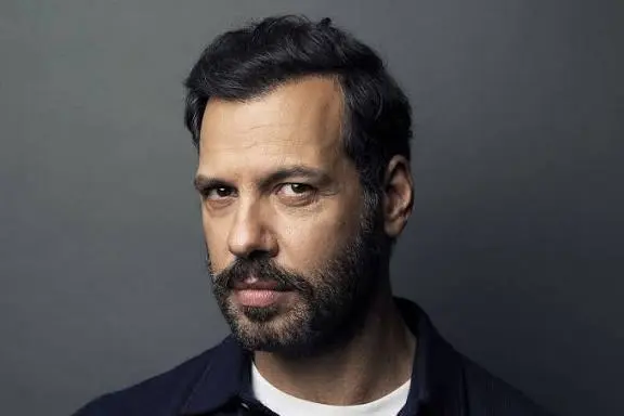 Laurent Lafitte Biography: Movies & TV Shows, Age, Height, Net Worth, Wife, Awards, Instagram, Director