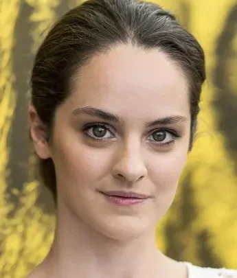 Noémie Merlant Biography: Parents, Sister, Age, Movies, Height, Net Worth, Partner, Awards, Director, Ethnicity