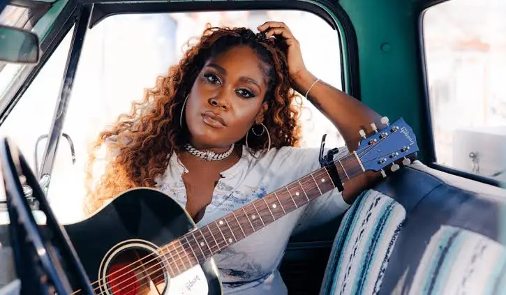 Brittney Spencer Biography: Age, Height, Net Worth, Songs, Albums, Husband, Career