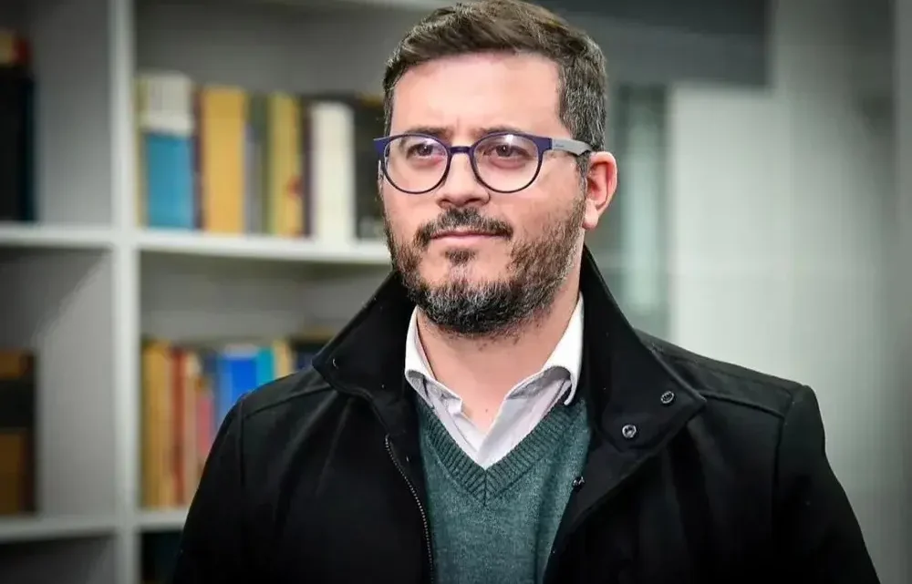 Sebastián Giovanelli Bio: Wife, Tv Shows, Age, Height, Religion, Ethnicity, Parents, Instagram