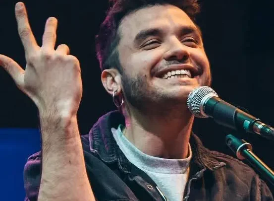 Agustín Casanova Biography: Movies, Age, Height, Ethnicity, Parents, Songs, Net Worth, Albums, Girlfriend