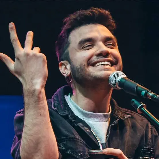 Agustín Casanova Biography: Movies, Age, Height, Ethnicity, Parents, Songs, Net Worth, Albums, Girlfriend