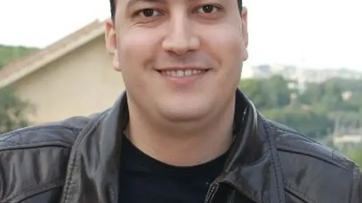 Mohamed Allaoua Biography: Wife, Age, Net Worth, Albums, Ethnicity, Religion, Songs