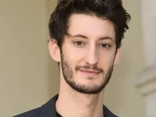 Pierre Niney Biography: Partner, Net Worth, Children, Movies & TV Shows, Age, Height, Parents, Awards, Nationality