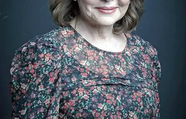 Ana Bertha Espín Biography: Husband, Awards, Movies, Age, Height, Ethnicity, Parents