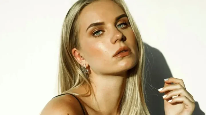 Victoria Villig Biography: Net Worth, Height, Age, Boyfriend, YouTube,  Movies, Content Creation, Awards