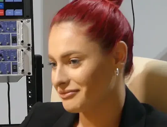 Raluka Bio: Partner, Age, Net Worth, DJ Sava, Songs, Films, Career, Ethnicity, Instagram