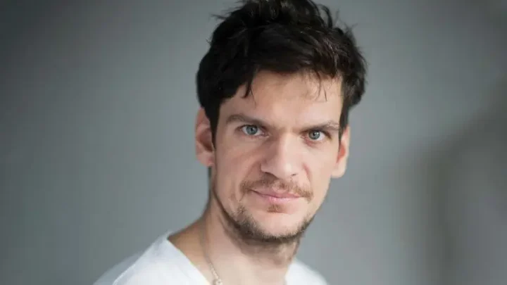 Tudor Chirilă Biography: Partner, Kids, Height, Age, Net Worth, Vama, Career, Songs, Movies, Awards