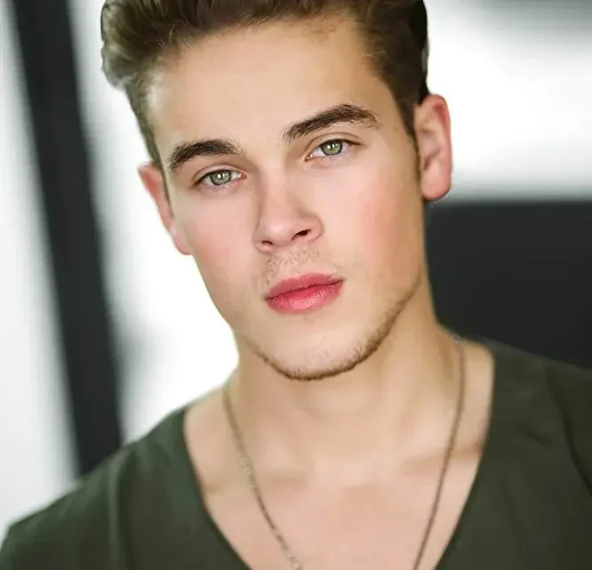 Ricardo Hurtado Biography: Ethnicity, Parents, Girlfriend, Movies, Net Worth, Age, Instagram, Awards