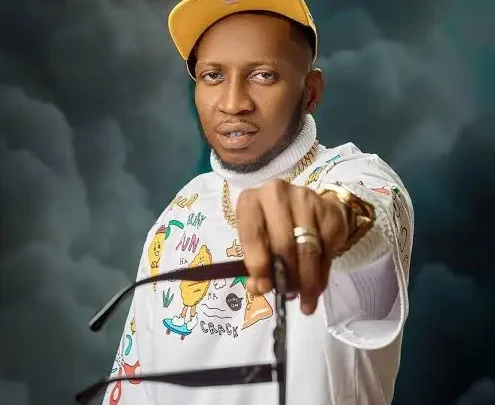 Wara Gaspi Biography: Singles, Ethnicity, Height, Age, Songs, Net Worth, Awards, Wife