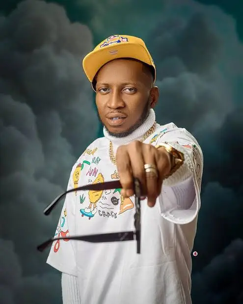 Wara Gaspi Biography: Singles, Ethnicity, Height, Age, Songs, Net Worth, Awards, Wife