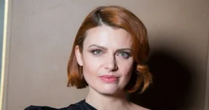 Élodie Frégé