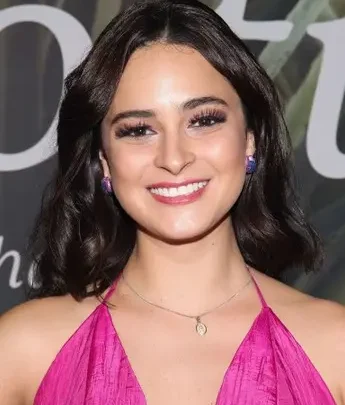 Dayren Chávez Biography: Awards, Boyfriend, Movies, Height, Parents, Age, Height, Net Worth