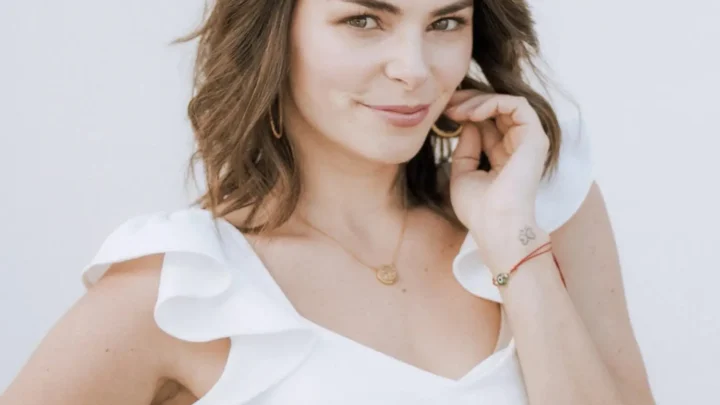 Alejandra Robles Gil Biography: Awards, Net Worth, Movies, Parents, Religion, Height, Ethnicity