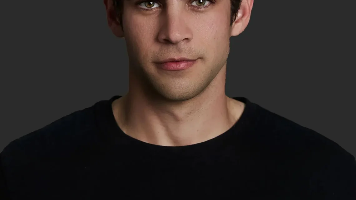 Andrés Baida Biography: Ethnicity, Parents, Religion, Awards, Movies, Age