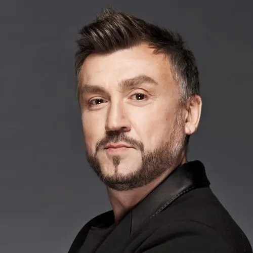 Lubo Kirov Biography: Wife, Kids, Age, Height, Net Worth, Albums, Awards, Career