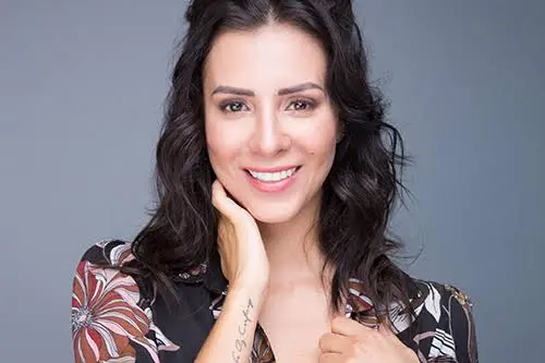 Gloria Stálina Biography: Awards, Net Worth, Amor Xtremo, Ethnicity, Age, Parents