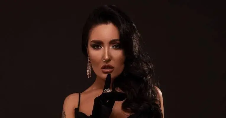 Anna Dobrydneva Biography: Ethnicity, Singles, Parents, Songs, Net Worth, Boyfriend, Age