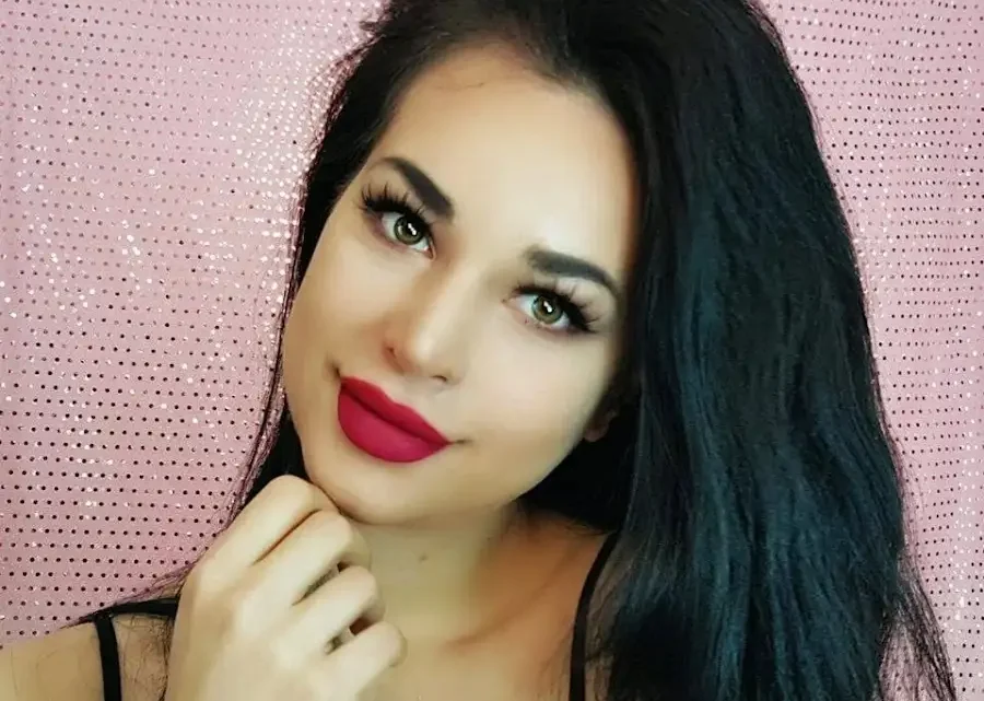 Ena Friedrich Bio: Age, Height, Net Worth, Playboy, Films, Instagram, Career, Movies, Husband