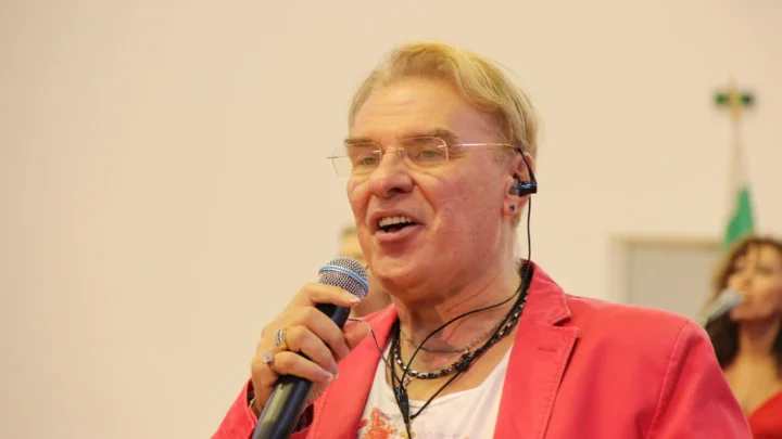 Vasil Naydenov Biography: Age, Net Worth, Diana Express, Solo Career, Songs, Wife, Ethnicity