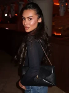 Eva Bushmina