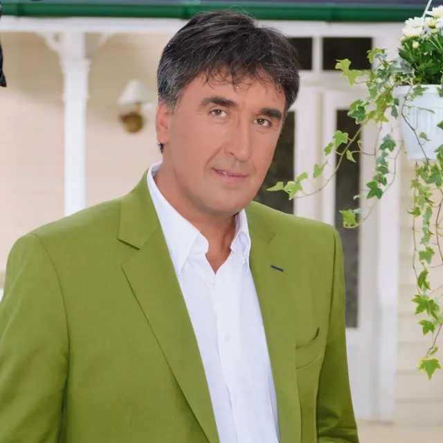 Veselin Marinov Biography: Daughter, Age, Net Worth, Albums, Awards, Career, Music Group