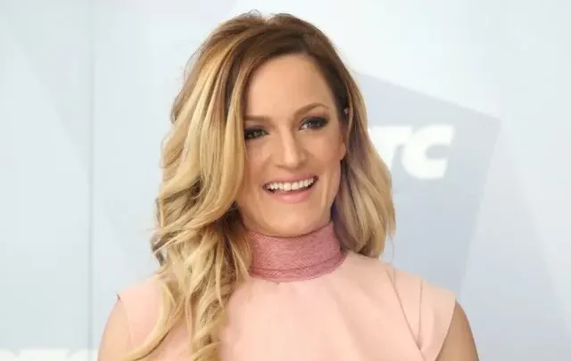 Tijana Bogićević Bio: Age, Husband, Eurovision, Songs, Net Worth, Albums, Instagram