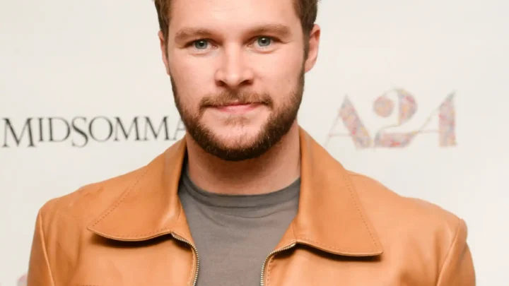 Jack Reynor Biography: Age, Fiancée, Net Worth, Director, Height, Parents, Movies, Awards, Instagram