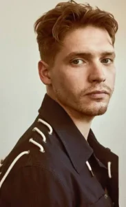 Billy Howle