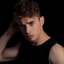 Tupac Larriera Biography: Age, Parents, Partner, Net Worth, Instagram, Girlfriend, Movies, Songs, Awards