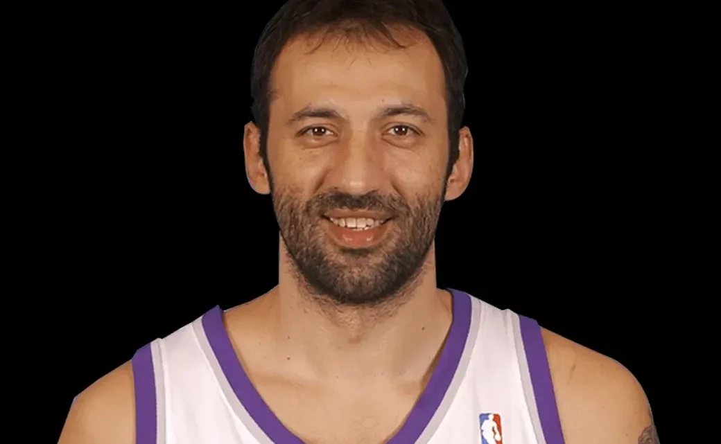 Vlade Divac Biography: Wife, Children, Age, Height, NBA Career, Net Worth, Stats, Position